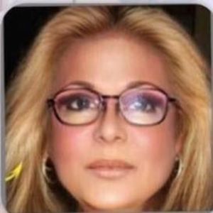 Meet your Posher, Cyndi